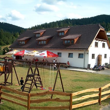 Penzion Silverado Hotel Horní Bečva Buitenkant foto