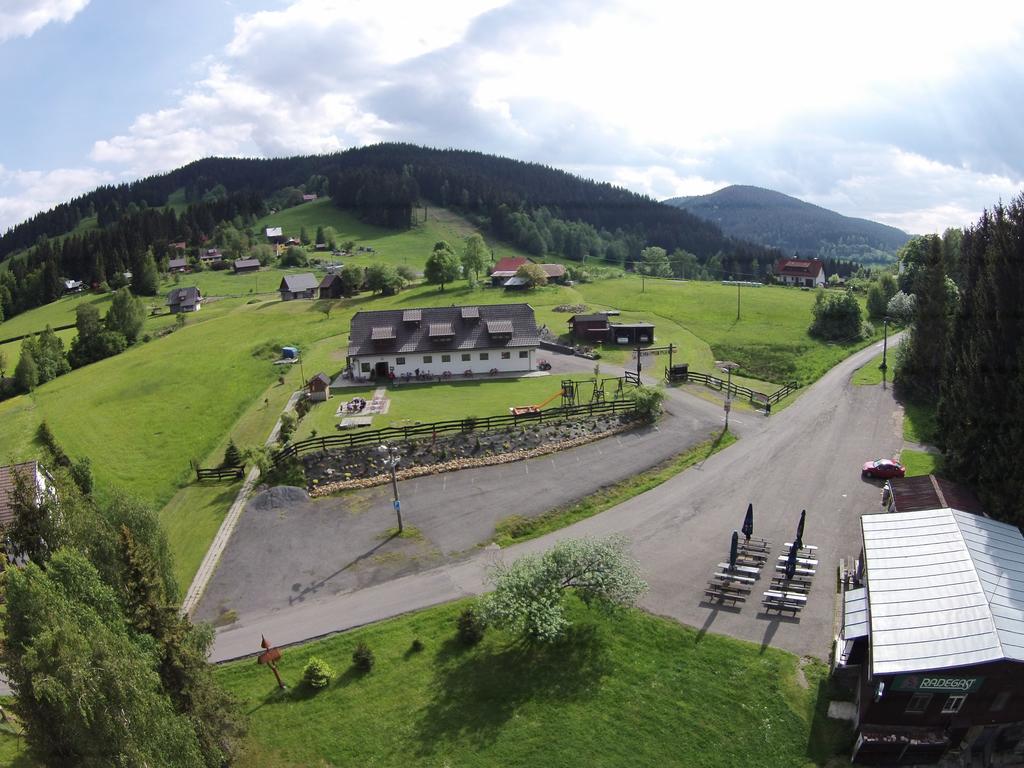 Penzion Silverado Hotel Horní Bečva Buitenkant foto